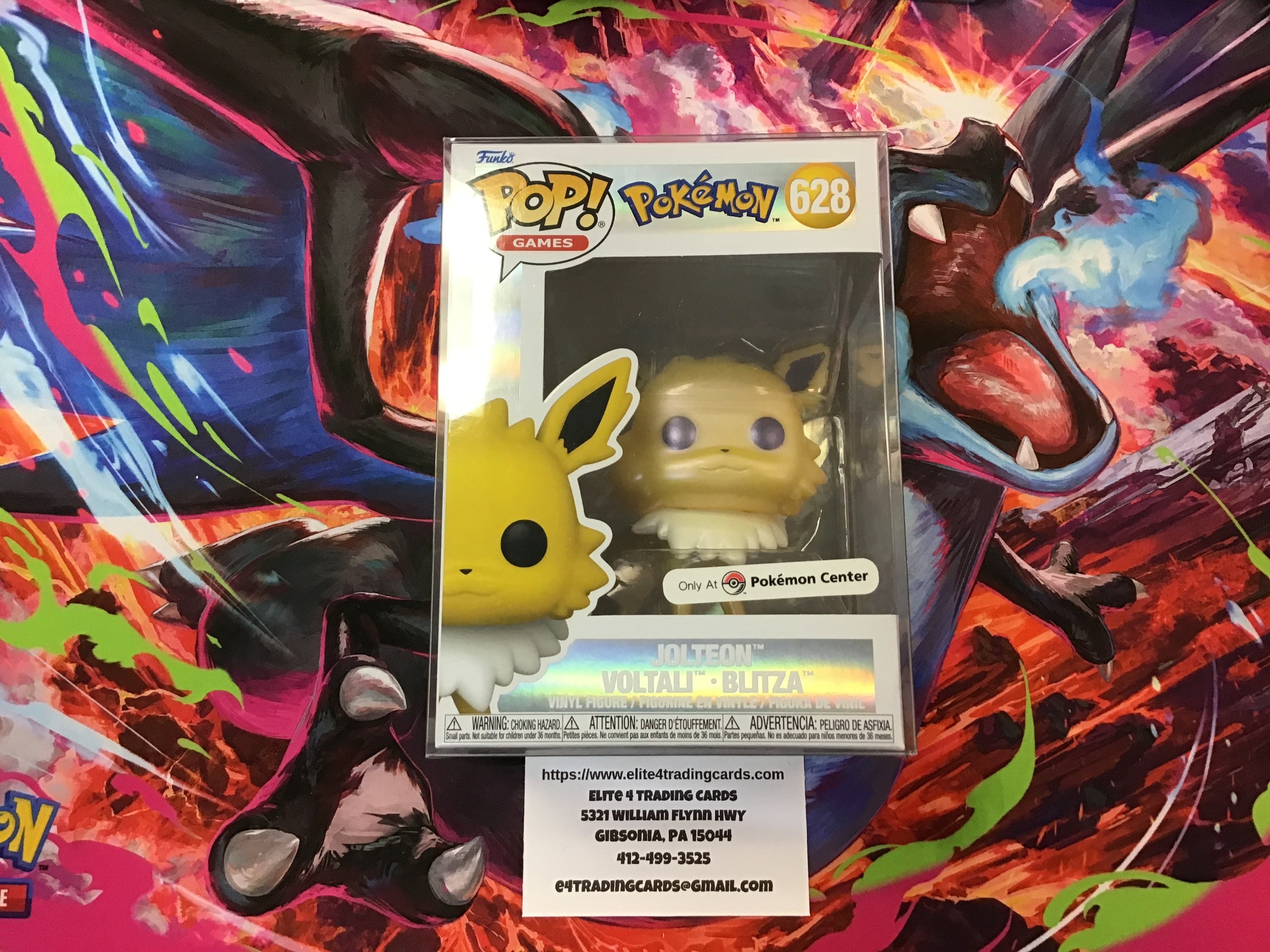 Jolteon #628 [Pearlescent] Pokemon Center Funko Pop!
