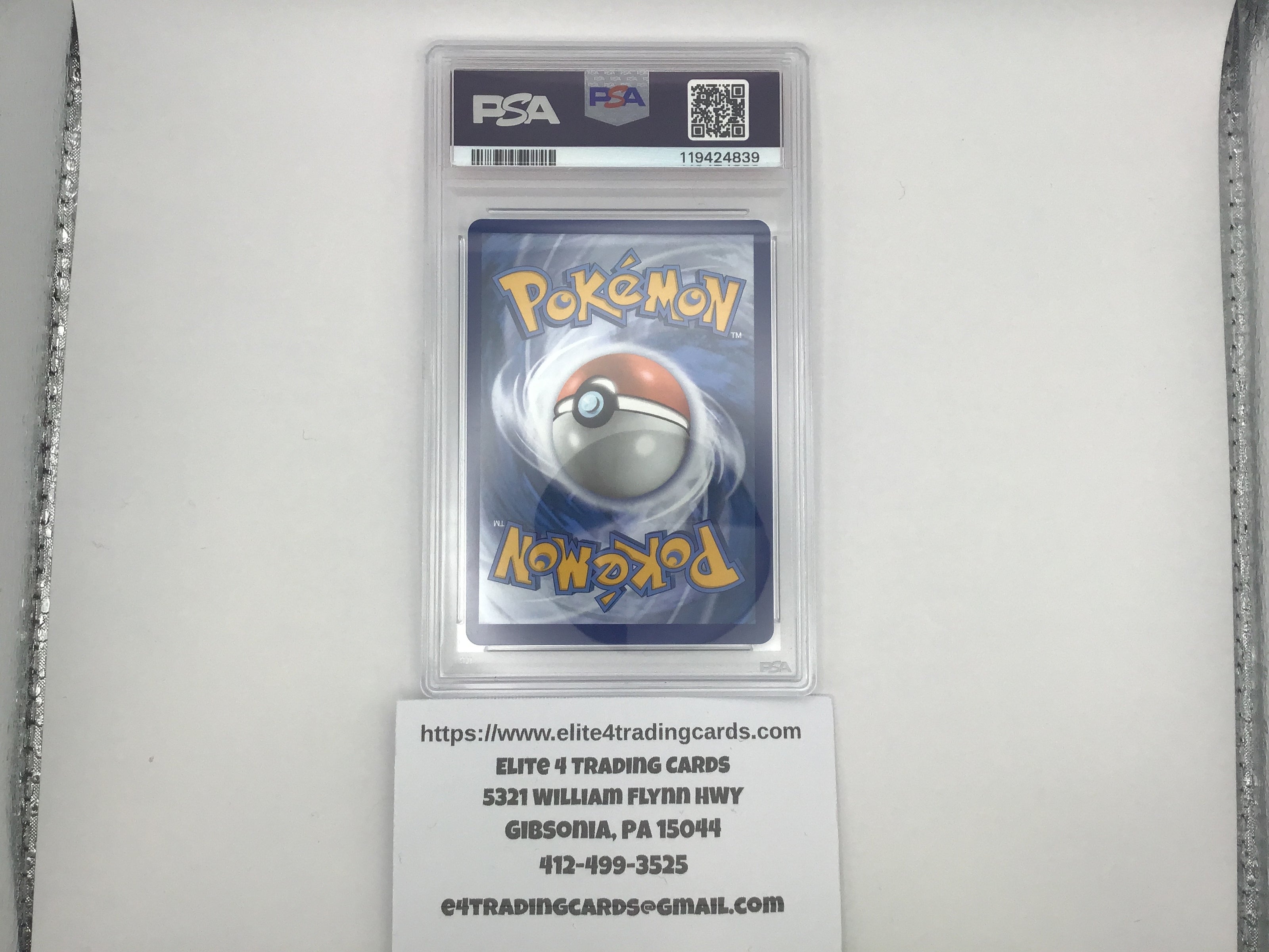 Vaporeon VMAX #30 Pokemon Evolving Skies (PSA 9)
