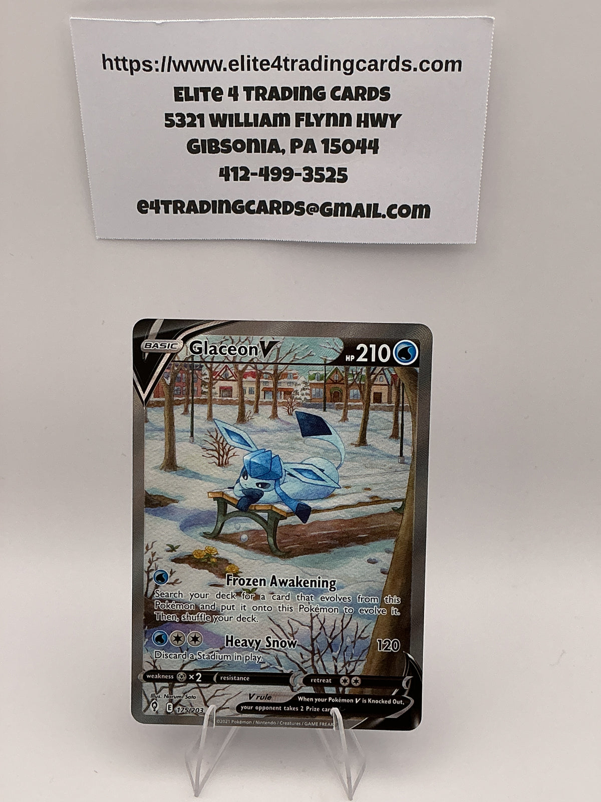 Glaceon V (Alternate Full Art) - SWSH07: Evolving Skies (SWSH07)