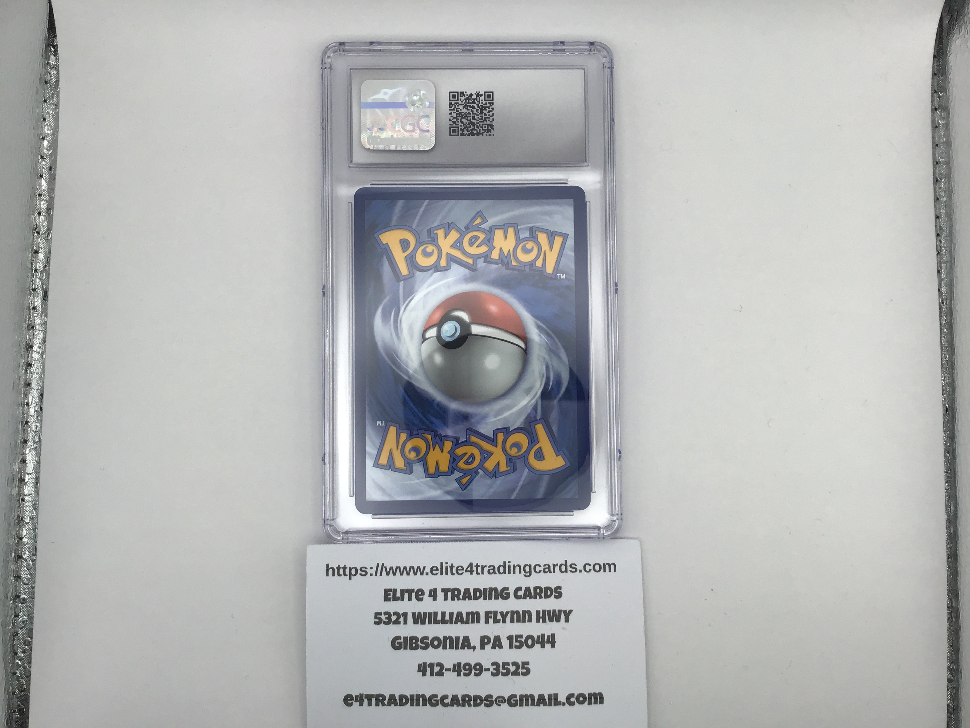 Radiant Charizard #20 Pokemon Crown Zenith (CGC 10)