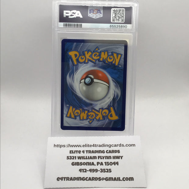 Sylveon V #184 Pokemon Evolving Skies (PSA 10)