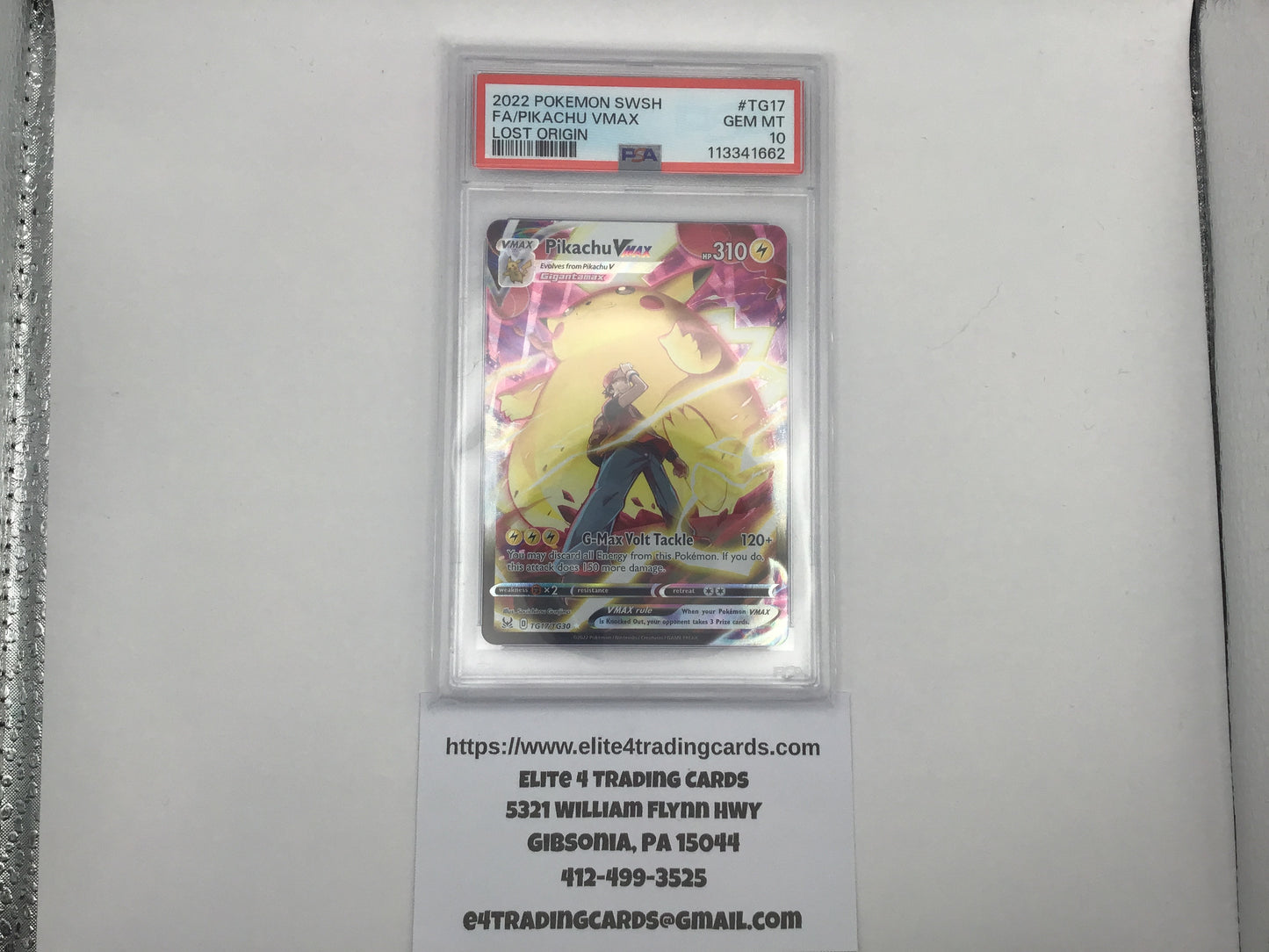 Pikachu VMAX #TG17 Pokemon Lost Origin (PSA 10)