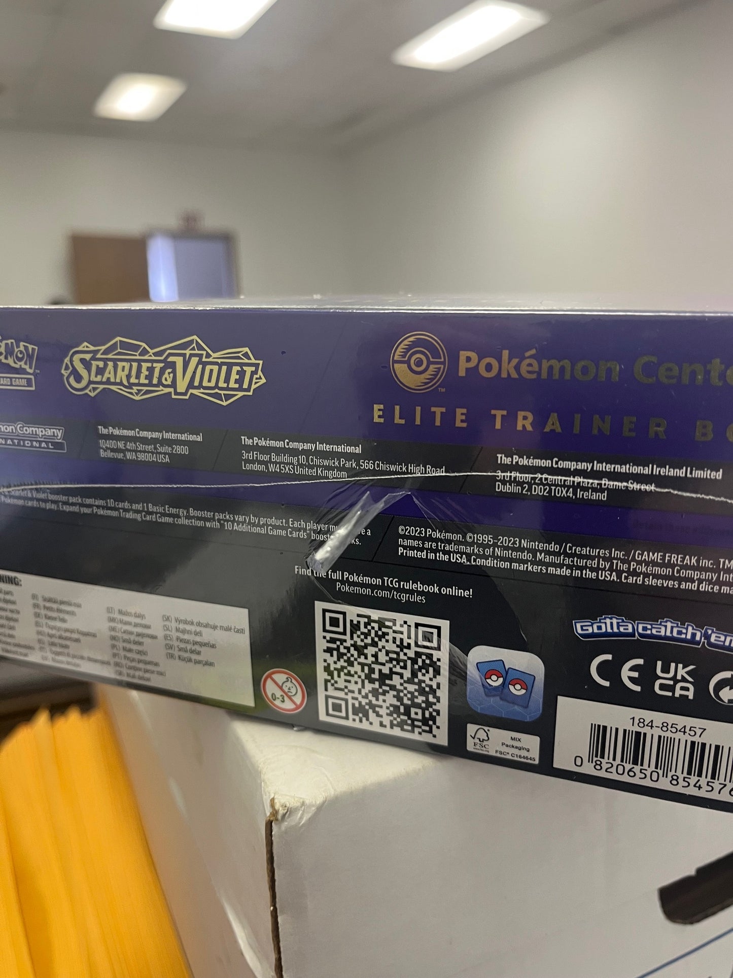 Scarlet & Violet Pokemon Center Elite Trainer Box (Exclusive) [Miraidon] - SV01: Scarlet & Violet Base Set (SVI)