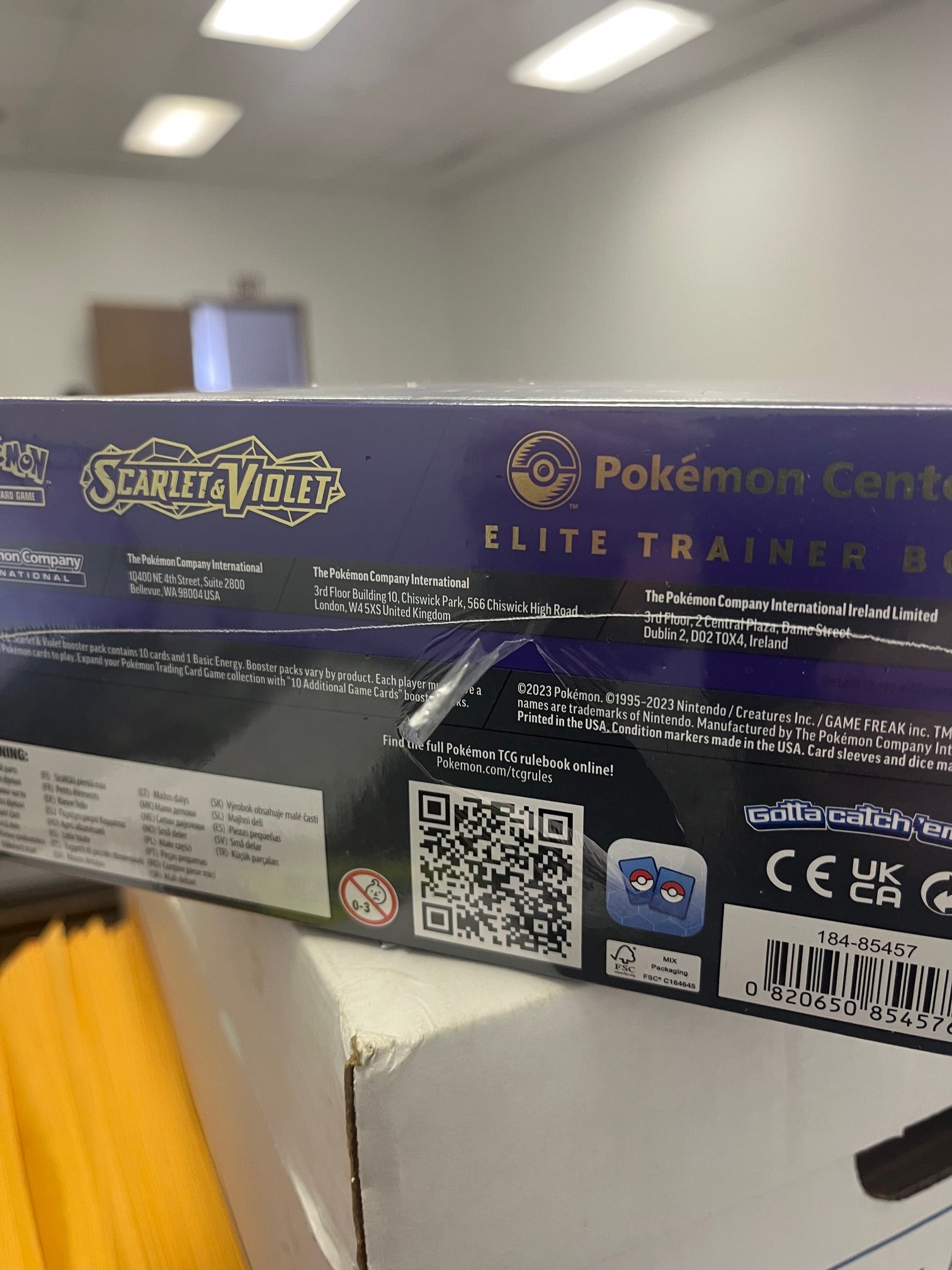 Scarlet & Violet Pokemon Center Elite Trainer Box (Exclusive) [Miraidon] - SV01: Scarlet & Violet Base Set (SVI)